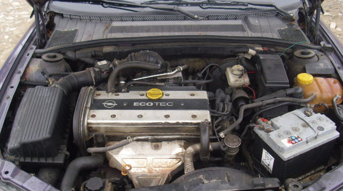 Motor Opel Vectra B-1.8 16v #39370060