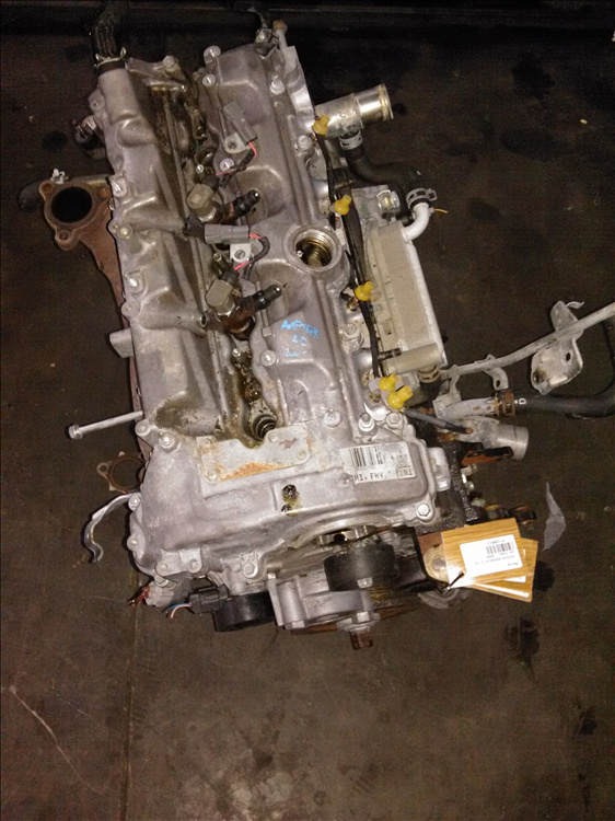 Motor TOYOTA AVENSIS 2003-2008