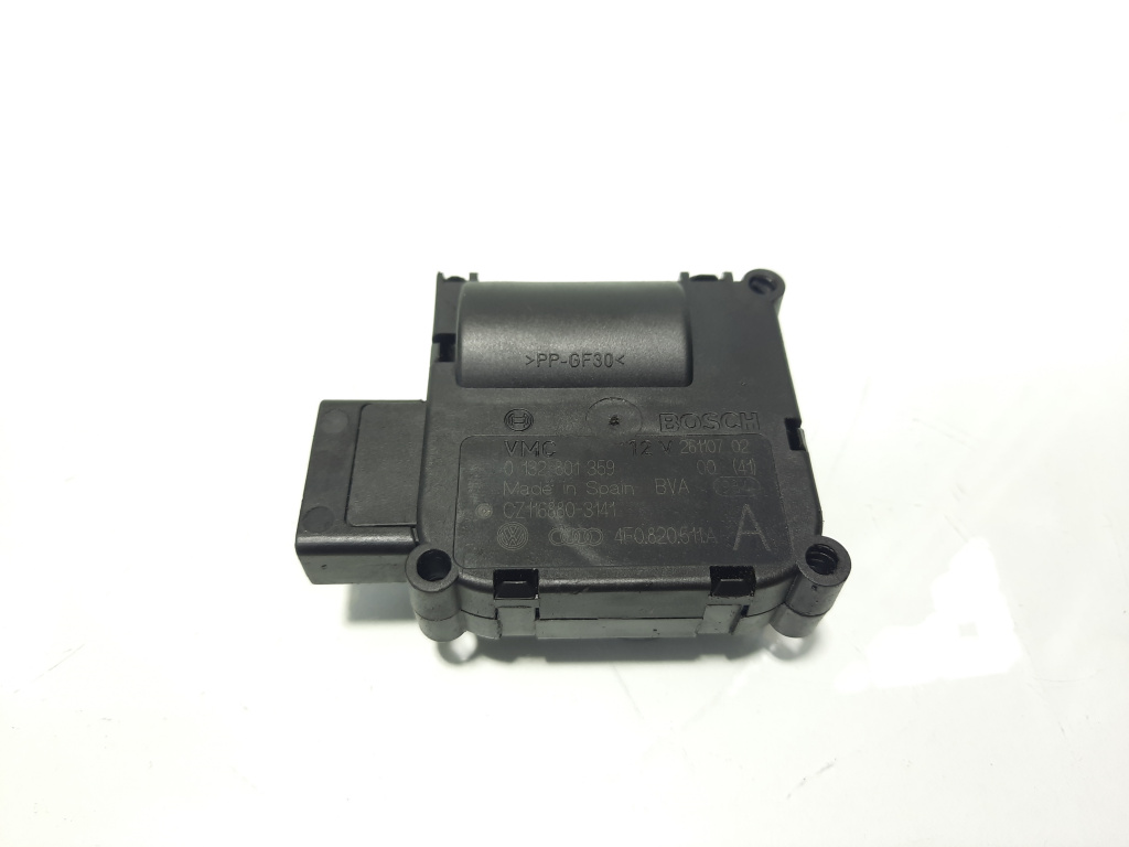 Motoras aeroterma bord, cod 4F0820511A, Audi A6 (4F2, C6) (id:463888)