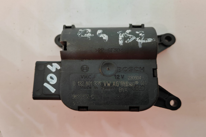 Motoras clapeta aeroterma Bosch compatibil VW / SKODA / AUDI 0132801338 Audi A4 B7 [2004 - 2008]