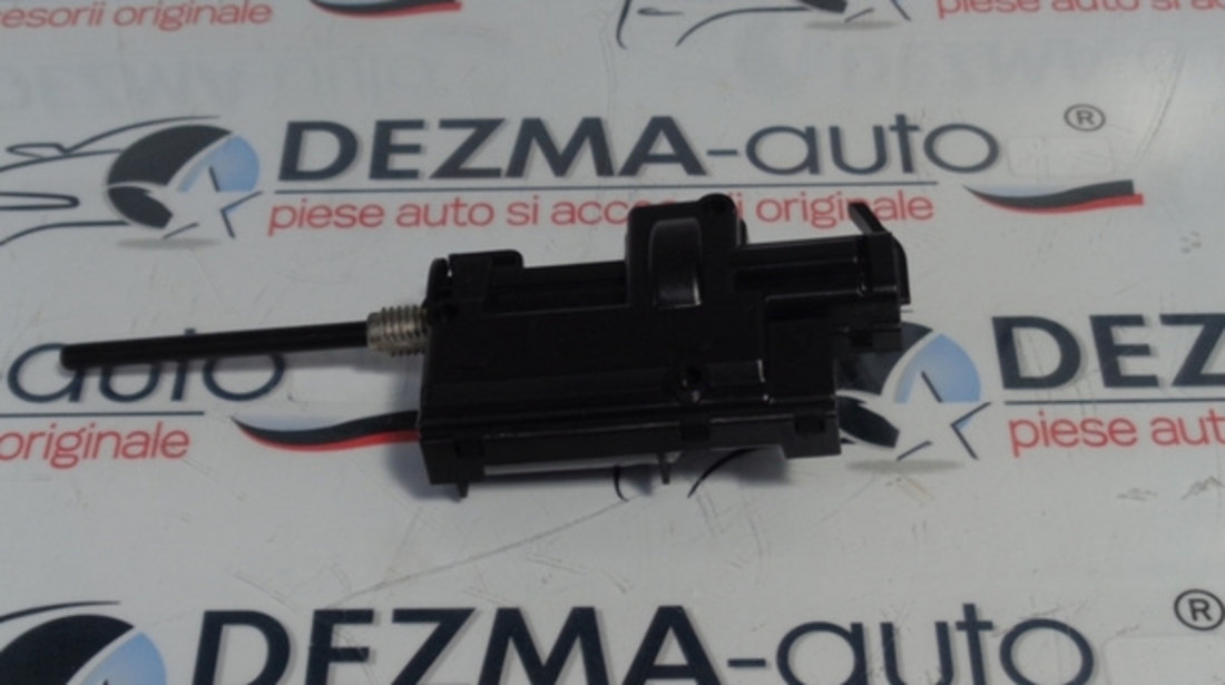 Motoras deschidere rezervor 8200305732 Renault Megane 3 Grandtour (KZ0/1) (id:220436)