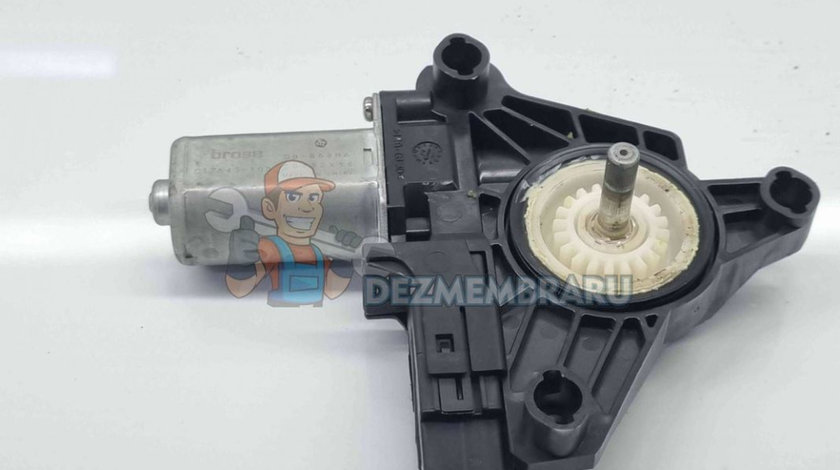 Motoras geam dreapta spate Volvo V40 [Fabr 2013-2019] OEM