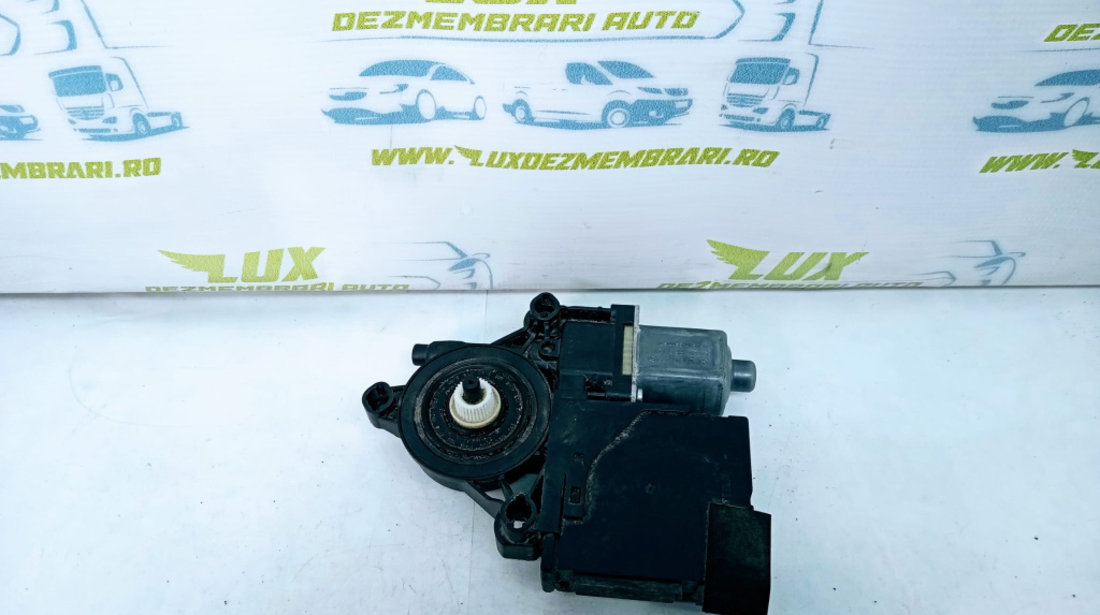 Motoras geam stanga fata 3c0959793 Volkswagen VW Golf 6 [2008 - 2015]