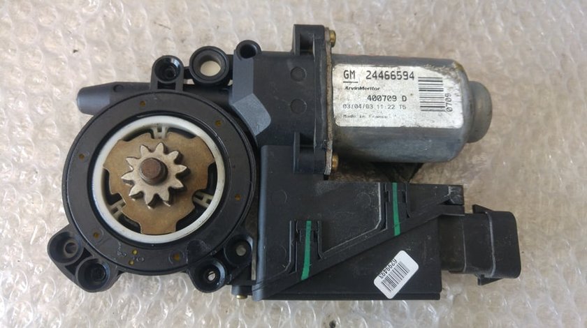 Motoras macara dreapta fata opel corsa c 24466594