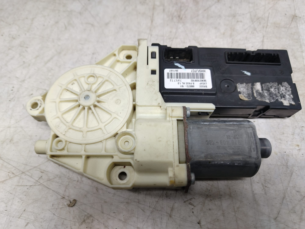 Motoras macara geam dreapta spate 0130822331 Renault Laguna 3 [2007 - 2011]