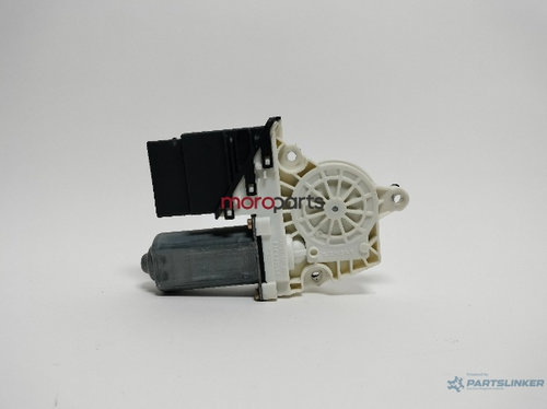 Motoras macara geam dreapta spate VOLKSWAGEN GOLF IV (1J1) [ 1997 - 2007 ] VAG 9776-105407-301 OEM 1...