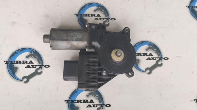 Motoras macara geam stanga fata Ford Mondeo MK3 cod: 0130821770