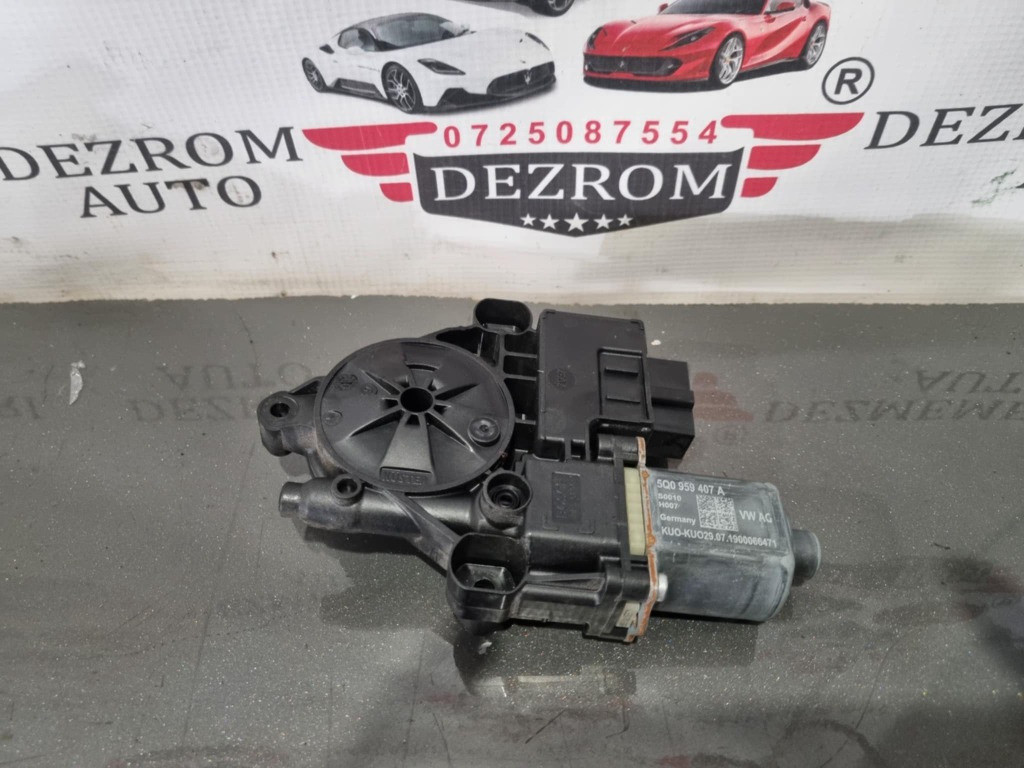 Motoras macara geam stanga spate 5Q0959407A VW Tiguan II