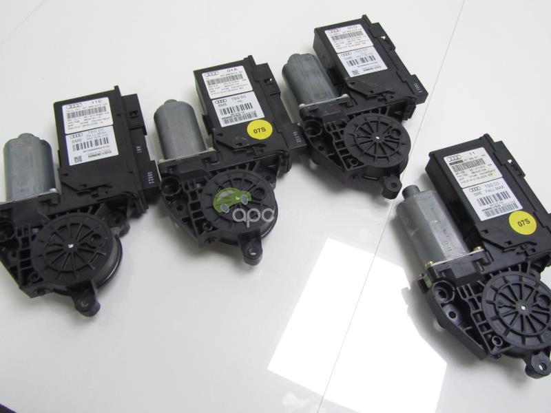 Motoras macara stanga fata - spate Audi A8 4E - 4E0959801A