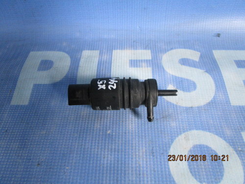 Motoras stropitori BMW E53 ; 8362154 (parbriz)