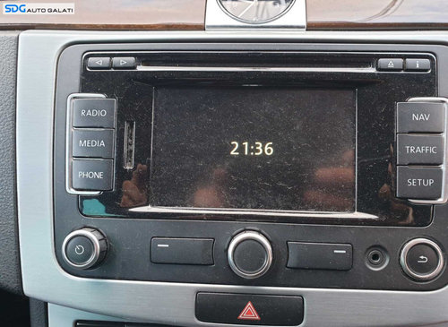 Navigatie Radio CD Player RNS 310 Volkswagen Passat B6 2005 - 2010 [C3835]