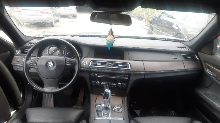 Nuca schimbator BMW F01 2011 berlina 4.4i