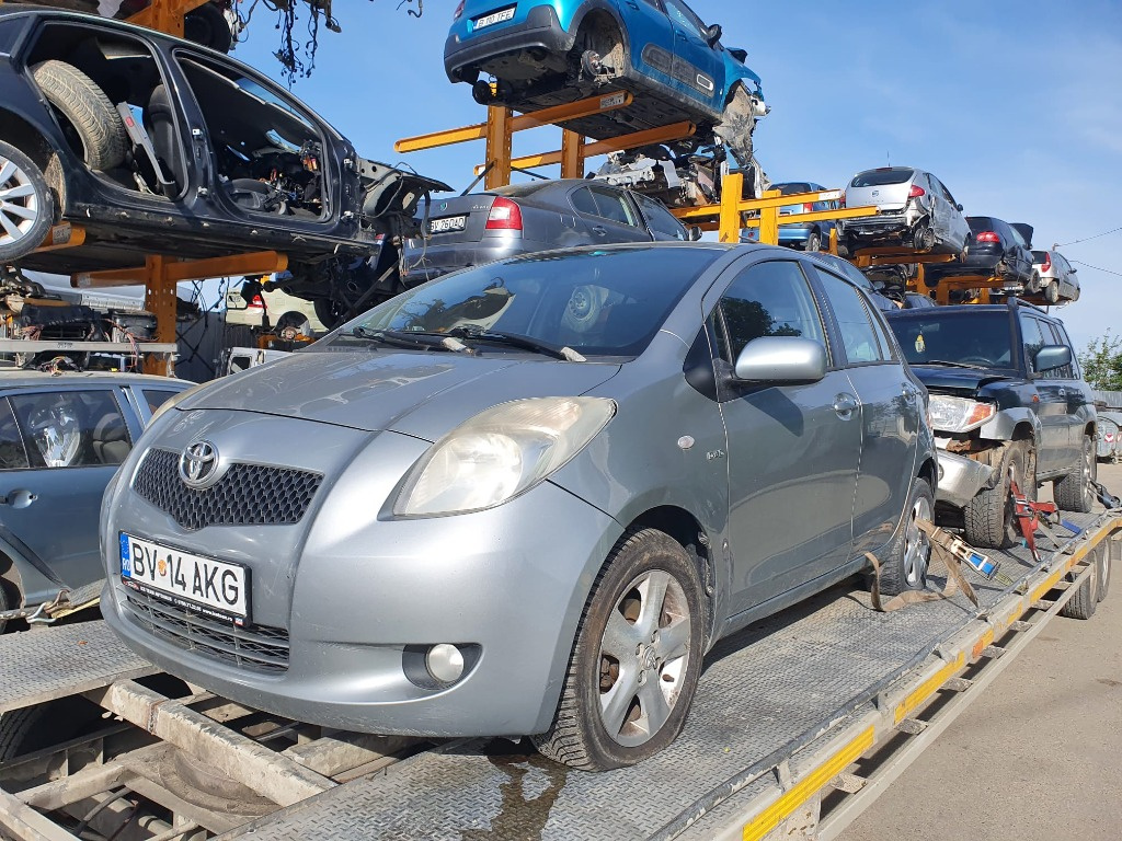 Nuca schimbator Toyota Yaris 2008 hatchback 1.4 d-4d