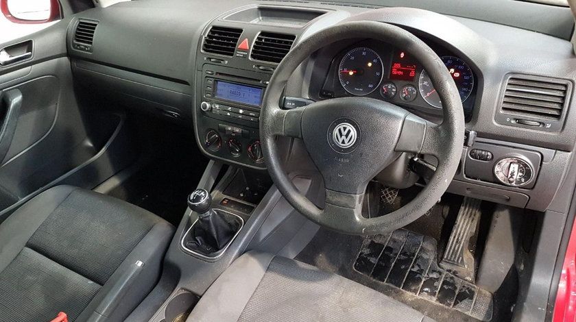 Nuca schimbator Volkswagen Golf 5 2006 HATCHBACK 1.9