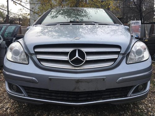 Oglinda dreapta completa Mercedes B-CLASS W245 2006 Limuzina B200