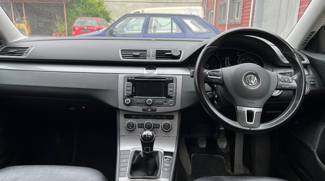Oglinda dreapta completa Volkswagen Passat B7 2014 BERLINA 2.0 TDI