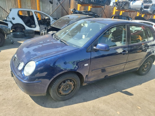 Oglinda dreapta completa Volkswagen Polo 9N 2004 Hatchback 1.2 benzina