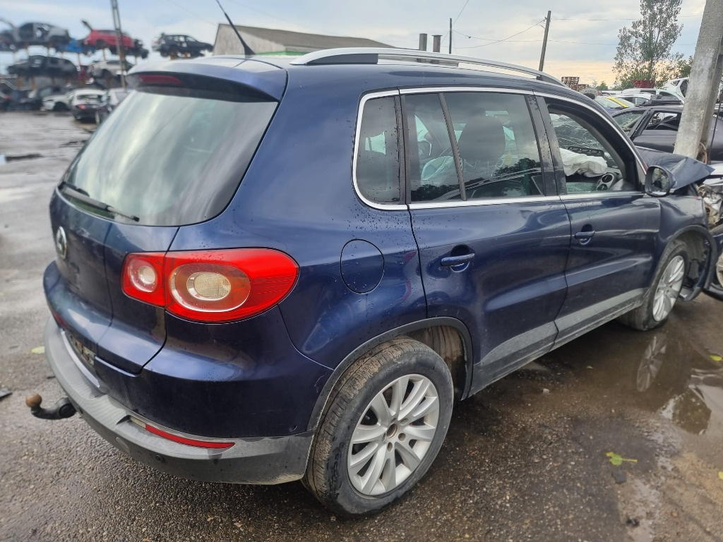 Oglinda dreapta completa Volkswagen Tiguan 2009 SUV 2.0 tdi CBAB 4x4