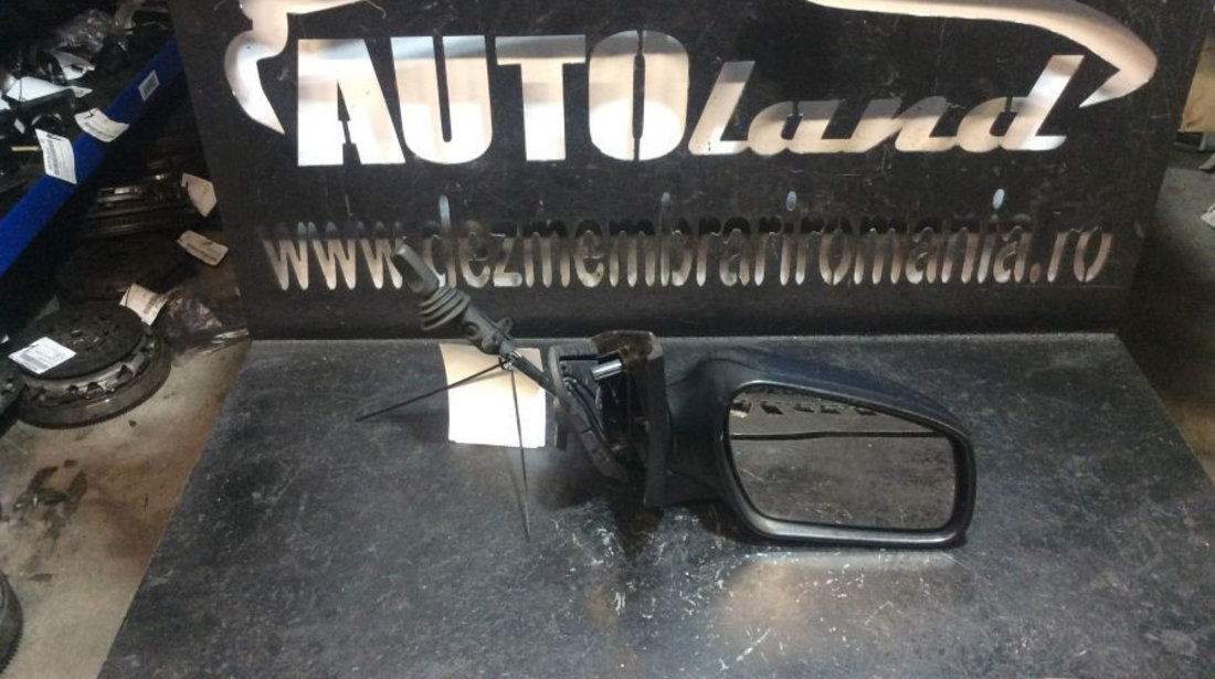 Oglinda Dreapta Mecanica Ford FOCUS II DA 2004-2008