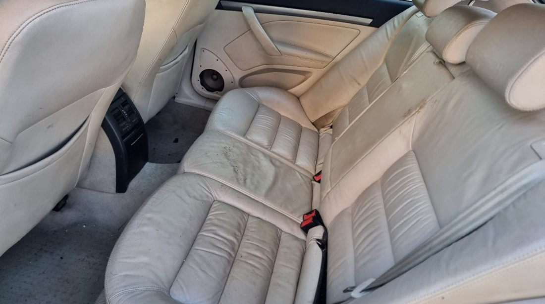 Oglinda retrovizoare interior Skoda Octavia 2 2005 berlina 2.0 tdi bkd