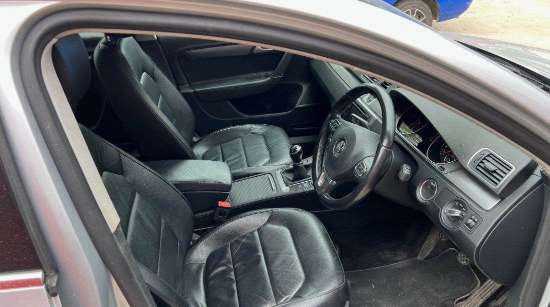 Oglinda retrovizoare interior Volkswagen Passat B7 2014 BERLINA 2.0 TDI