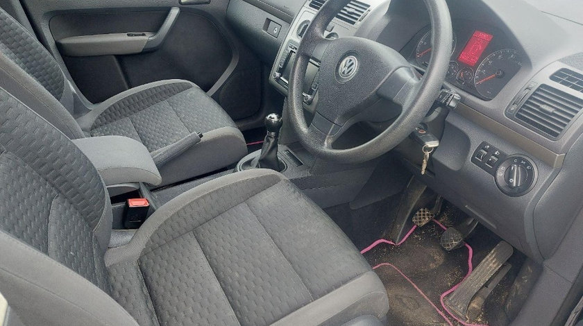 Oglinda retrovizoare interior Volkswagen Touran 2009 VAN 1.9 TDI