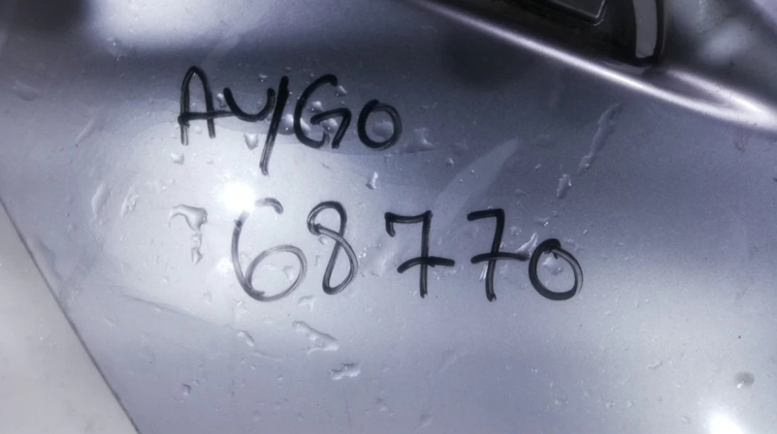 Ornament bara spate Toyota Aygo An 2014 2015 2016 2017 cod 52151-0H020