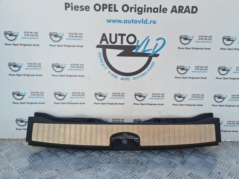 Ornament cromat nichel portbagaj Opel Signum facelift 2005-2008 13101117