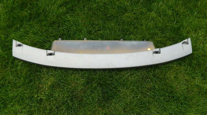 Ornament spoiler inferior bara fata Land Rover Range Rover Sport L320 DGP500620