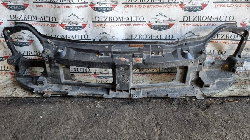 Panou frontal / suport faruri NISSAN Primastar Bus (X83) cod piesa : 8200411916