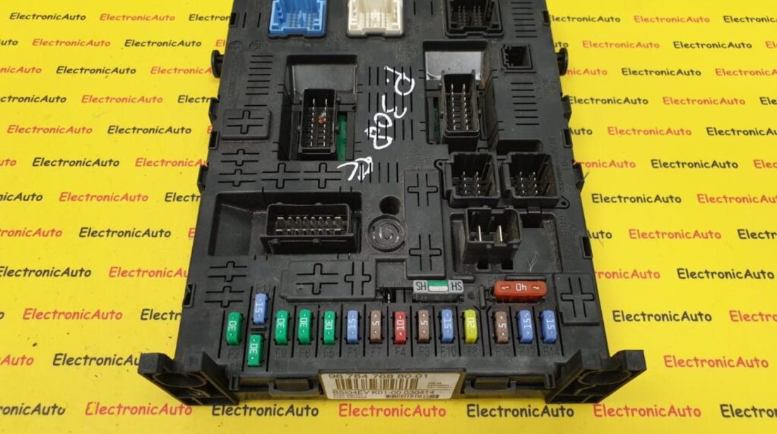 Panou Sigurante BCM Peugeot 3008, 967847688001