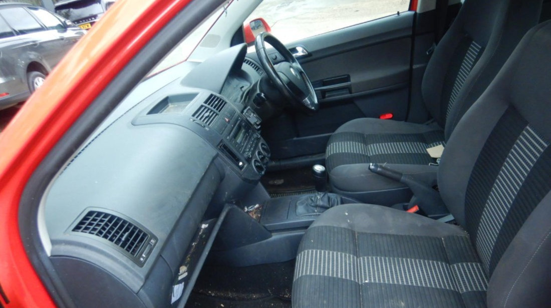 Panou sigurante Volkswagen Polo 9N 2008 Hatchback 1.4 TDI #64086406