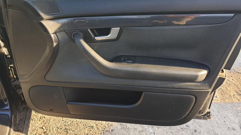 Panou Tapiterie Fata Interior Piele Neagra de pe Usa Portiera Dreapta Fata Audi A4 B6 2001 - 2005 [C1706]
