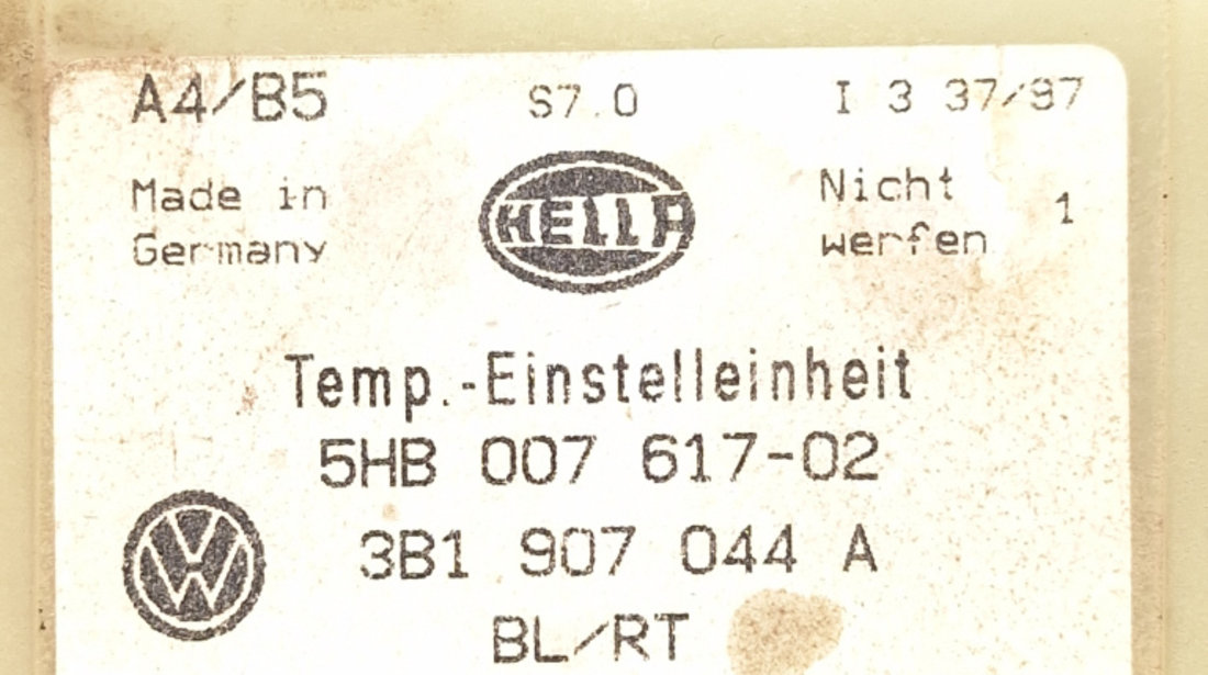 Panou Ventilatie / Panou Comanda Clima / Ac Clima / Climatronic,AC / Aer Conditionat VW PASSAT B5, B5.5 1996 - 2005 Motorina 3B1907044A, 3B1 907 044 A, 3B1907044, 3B1 907 044, 5HB00761702, 5HB 007 617 02