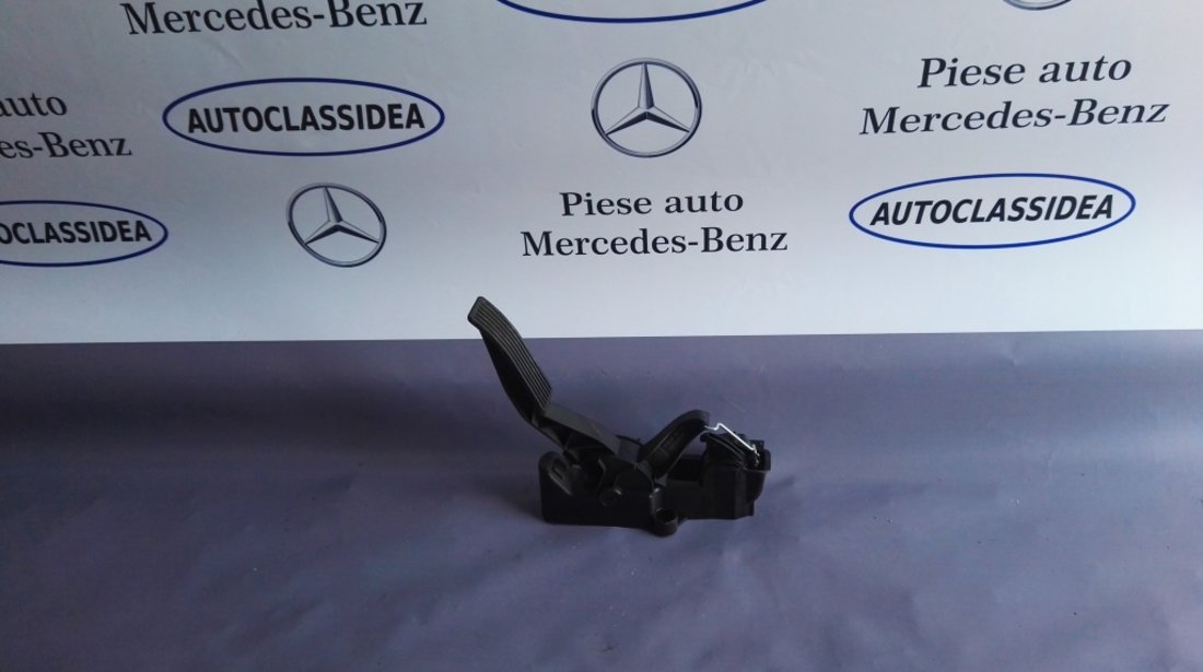 Pedala acceleratie Mercedes A1693000104