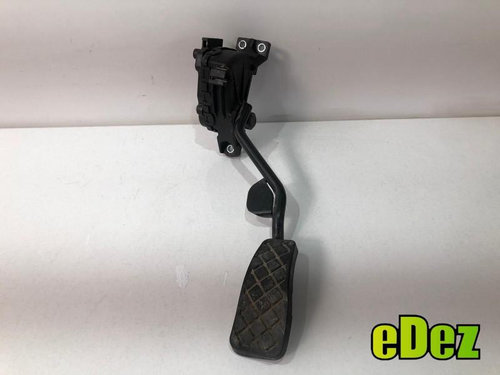 Pedala acceleratie Volkswagen Passat B5 (1996-2005) 8e2721523e