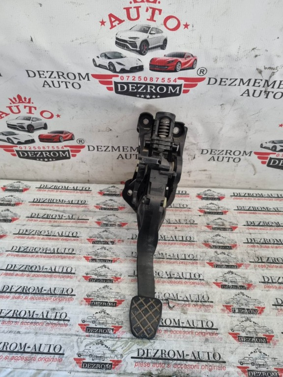 Pedala ambreiaj completa Audi TT cod piesa : 5q1721059gh