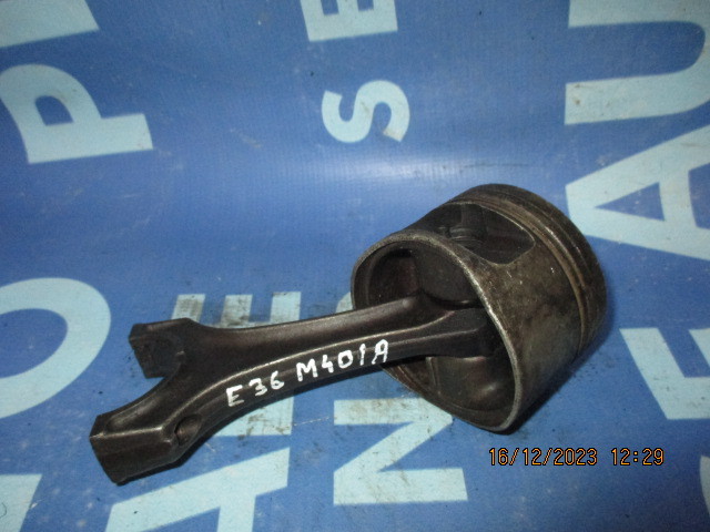 Pistoane BMW E36 318i 1.8i M40 (fara capac la biela)