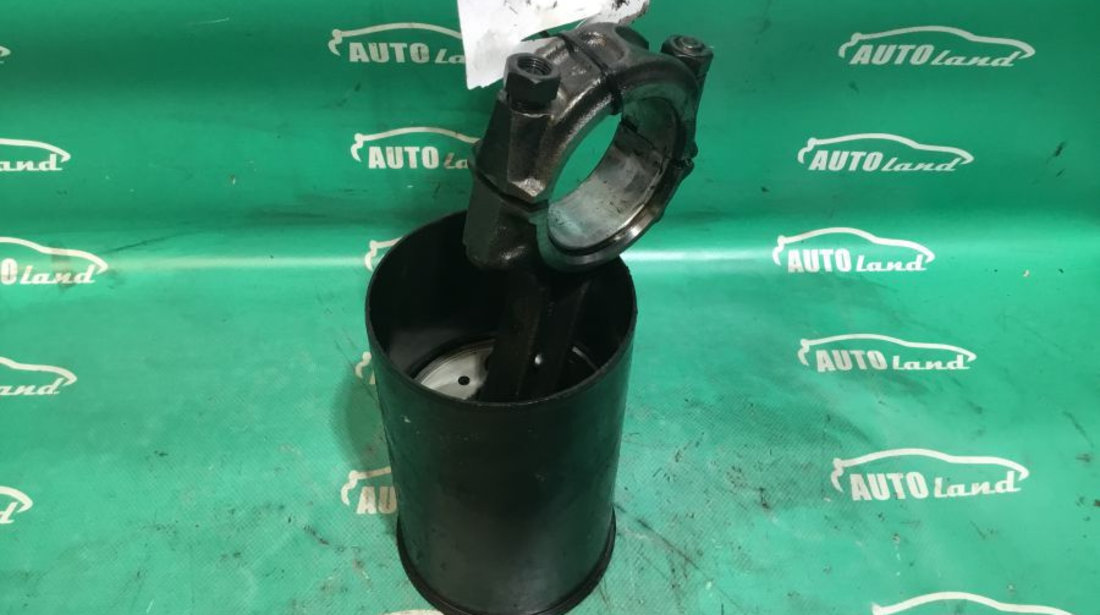 Piston 2.5 D Kia SORENTO JC 2002