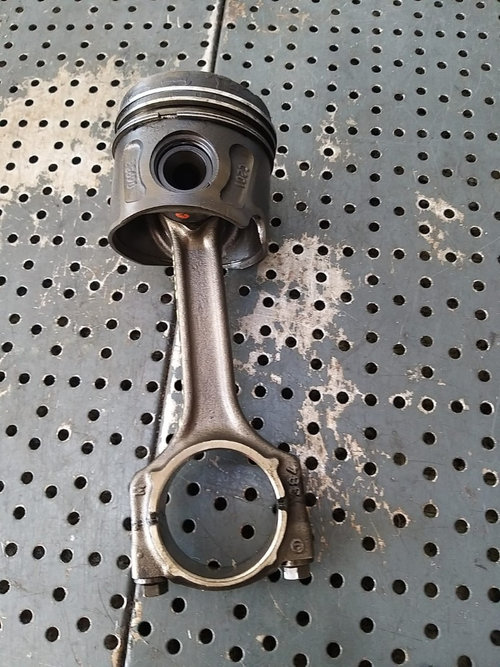 Piston cu biela 1.3 mjt fiat doblo