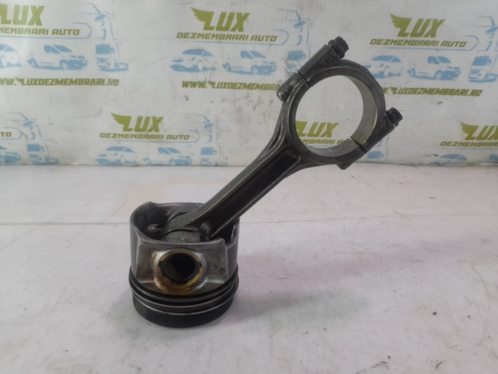 Piston cu Biela 2.0 tdi DFHA Volkswagen VW Passat B8 [2014 - 2020]