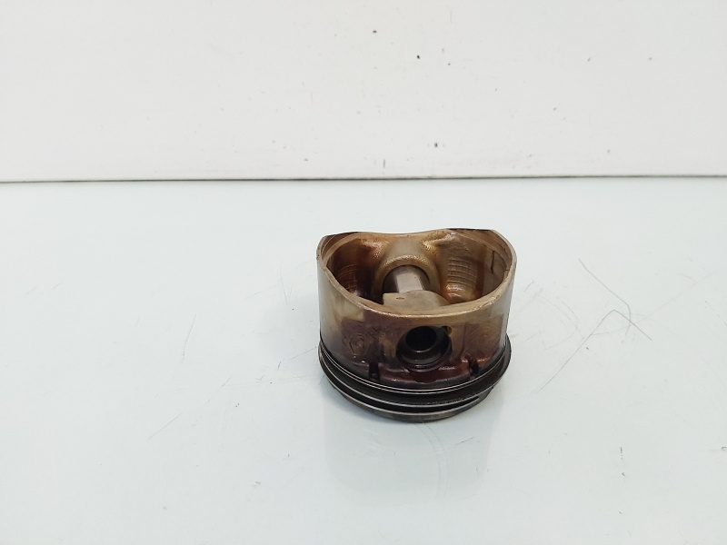 Piston, Renault Megane 2, 2.0 benz, F4R770 (id:653758)