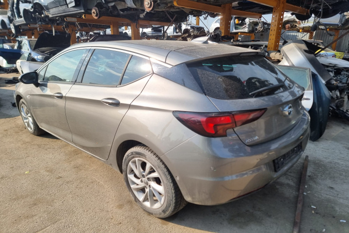 Planetara dreapta Opel Astra K 2017 Hatchback 1.6