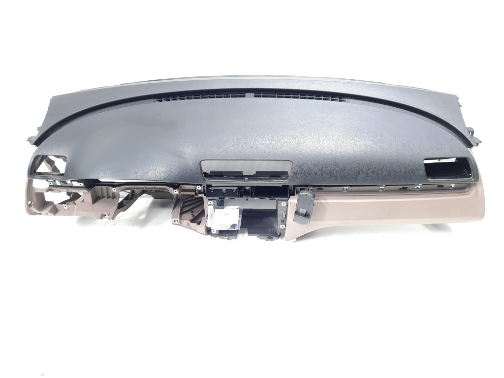 Plansa bord cu suport telefon, Vw Passat (3C2) (idi:589089)