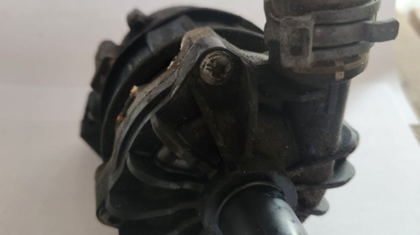 Pompa auxiliara apa VW Jetta Mk6 1.4 TSI Hybrid 150 cai motor CRJA cod piesa : 7P0965567