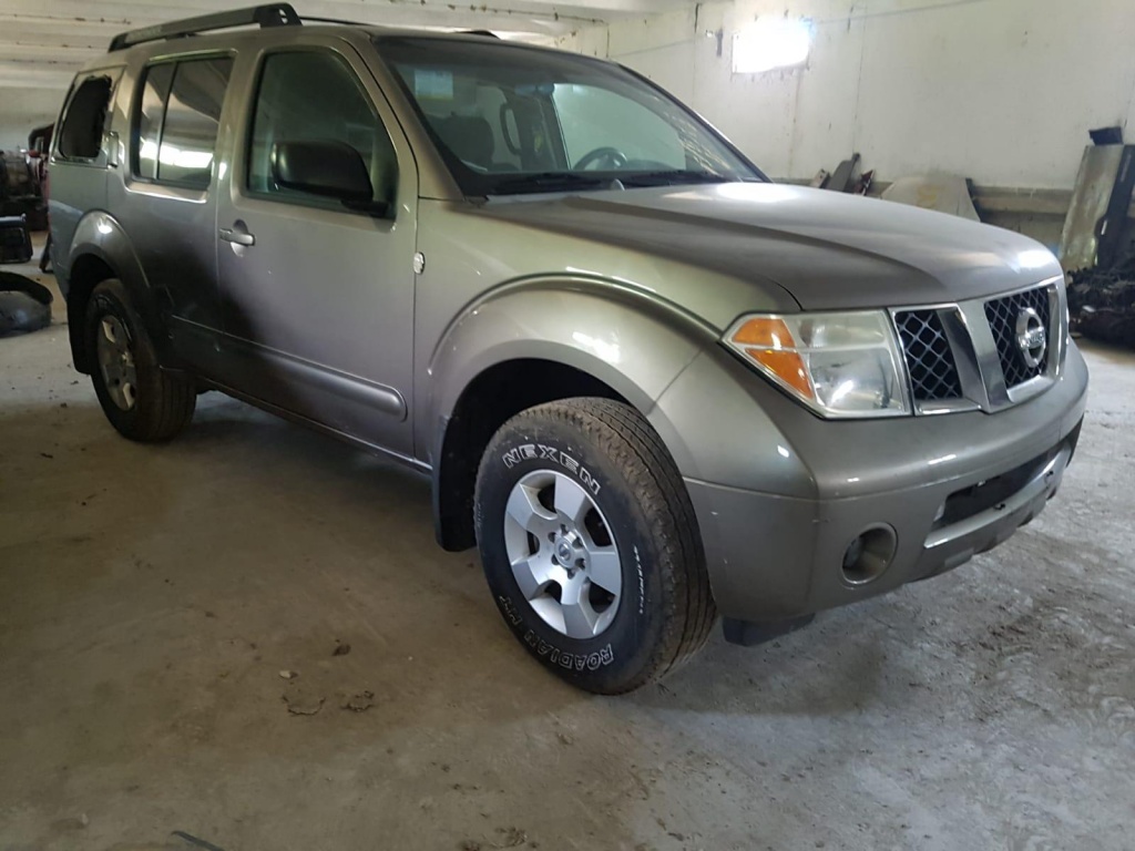 Pompa benzina Nissan Pathfinder 2005 SUV 4.0