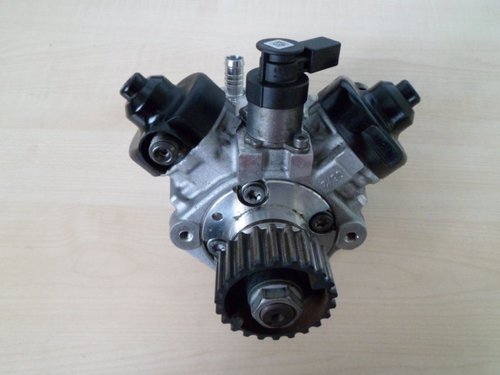 Pompa inalta presiune cod 0445010611 059130755ah audi a5 8t 2.7 tdi cgka