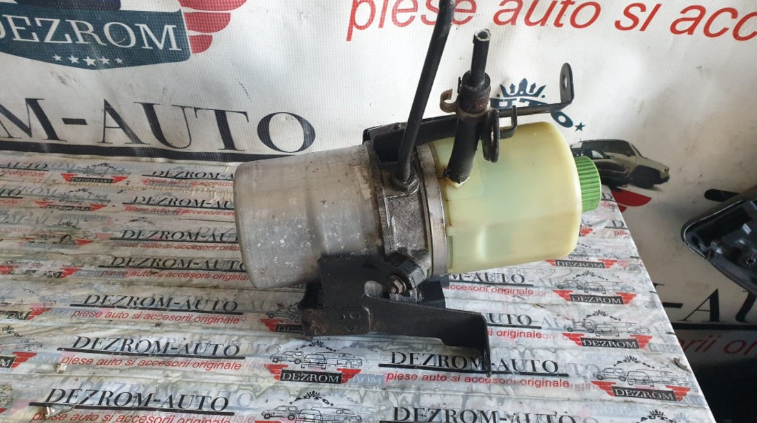 Pompa servodirectie Seat Ibiza III 1.4 16V 100cp cod piesa : 6R0423156C