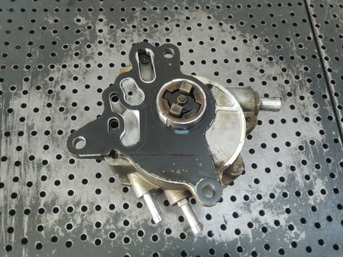 Pompa vacuum 2.0 tdi blb audi a4 b7 a6 c6 03g145209