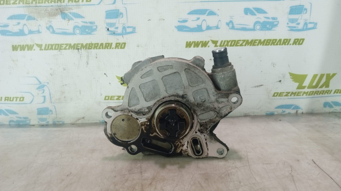 Pompa vacuum 2.0 tdi CFF CBAB 03l145100f Volkswagen VW Passat B7 [2010 - 2015]